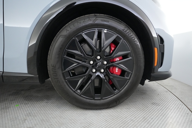 2025 Ford Mustang Mach-E