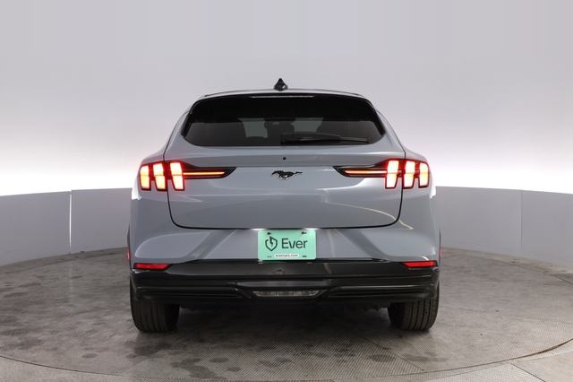 2025 Ford Mustang Mach-E