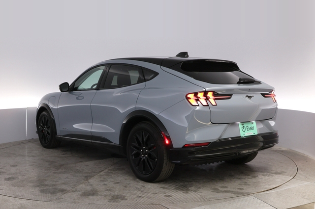 2025 Ford Mustang Mach-E
