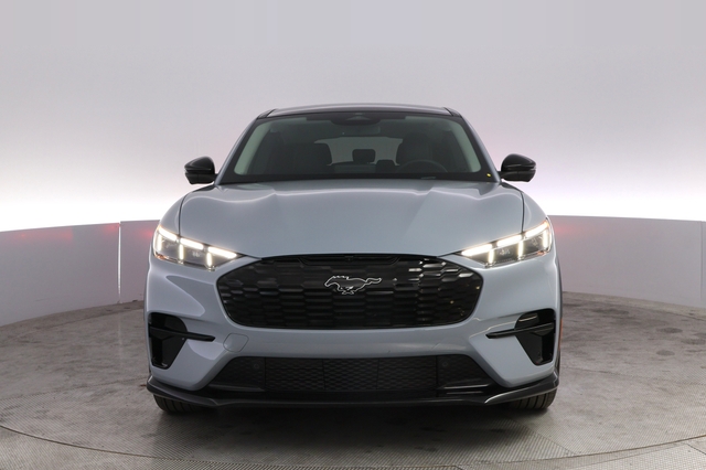 2025 Ford Mustang Mach-E