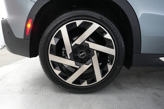 2025 MINI Countryman