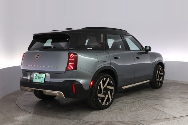 2025 MINI Countryman