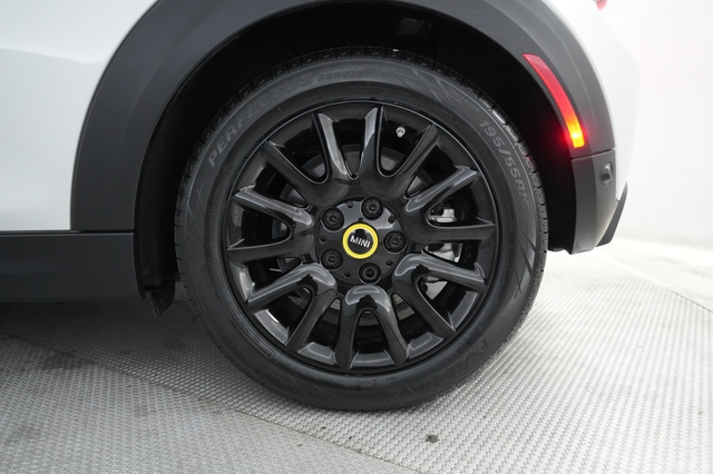 2023 MINI Cooper SE