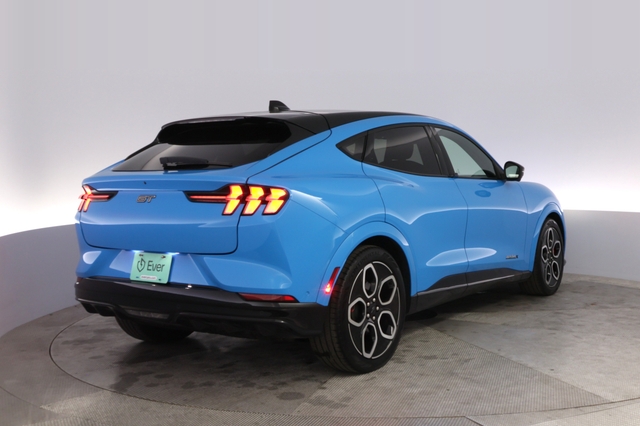 2024 Ford Mustang Mach-E