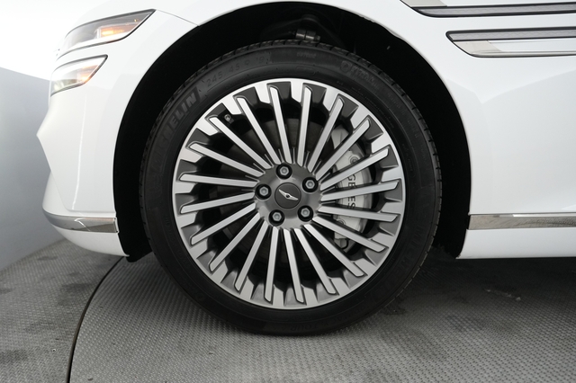 2024 Genesis Electrified G80