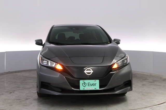 2025 Nissan LEAF
