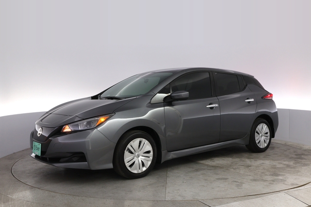 2025 Nissan LEAF
