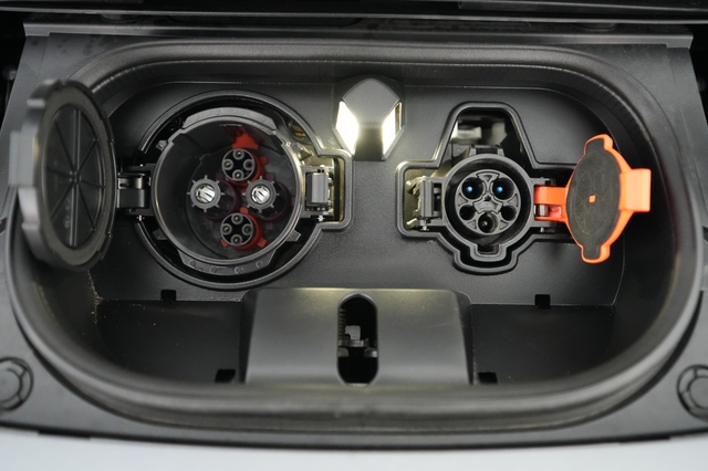 2025 Nissan LEAF