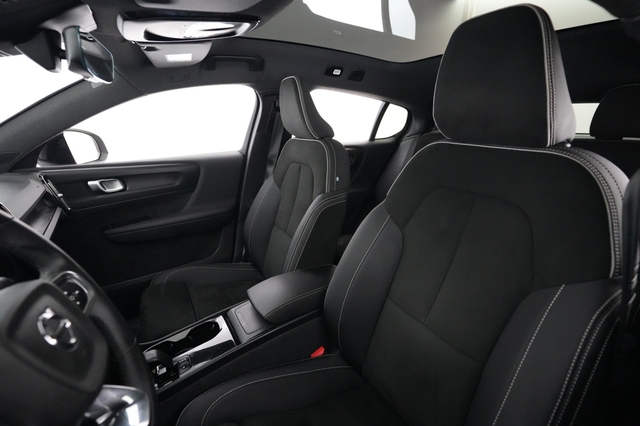 2023 Volvo C40 Recharge
