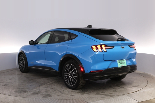 2024 Ford Mustang Mach-E