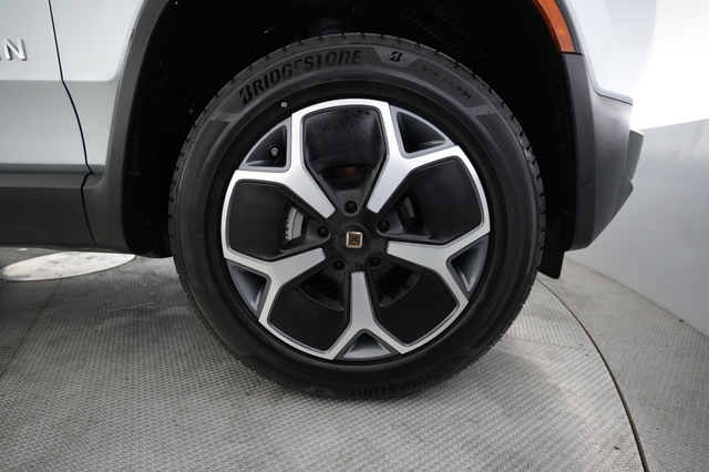 2023 Rivian R1T
