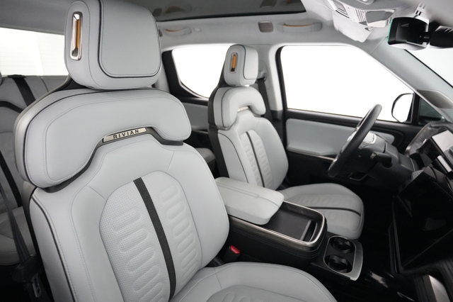 2023 Rivian R1T