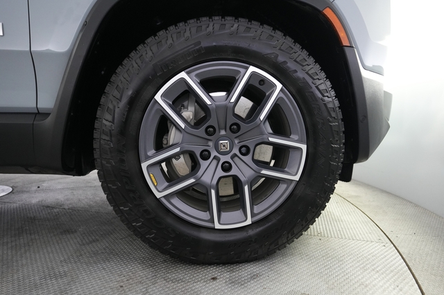 2023 Rivian R1T
