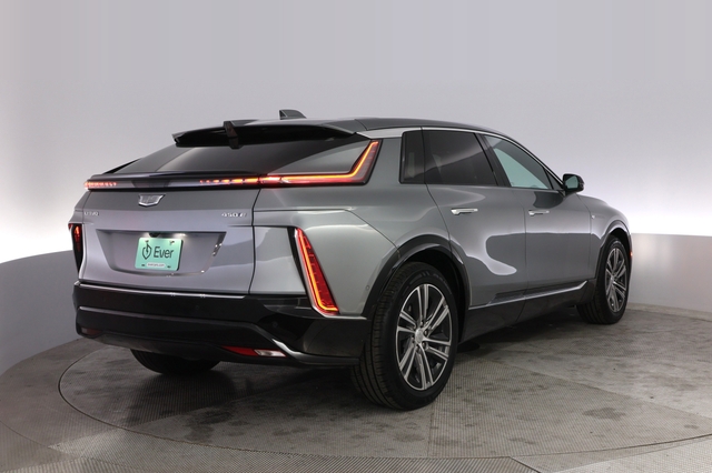 2024 Cadillac Lyriq