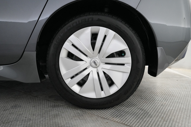 2022 Nissan LEAF