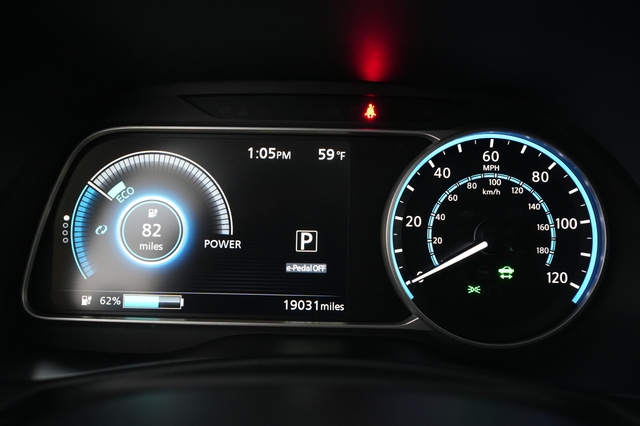 2022 Nissan LEAF