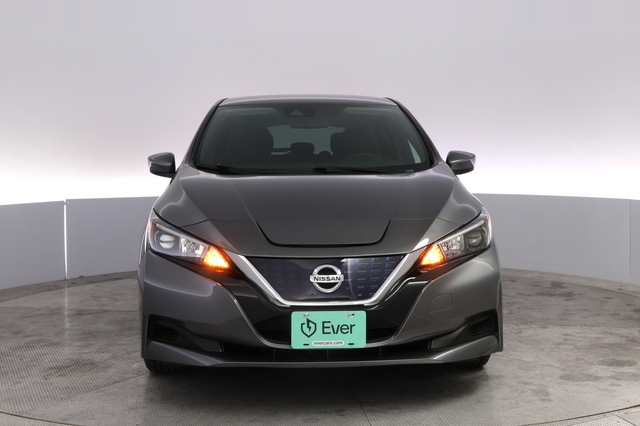 2022 Nissan LEAF