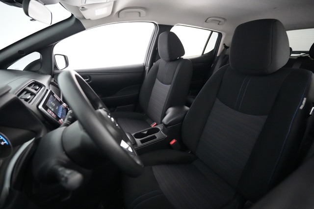 2022 Nissan LEAF
