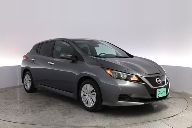 2022 Nissan LEAF