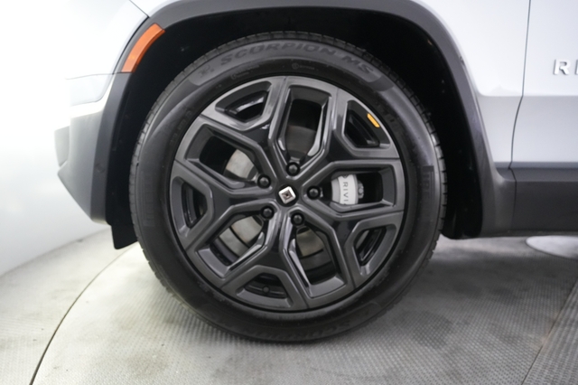2023 Rivian R1T