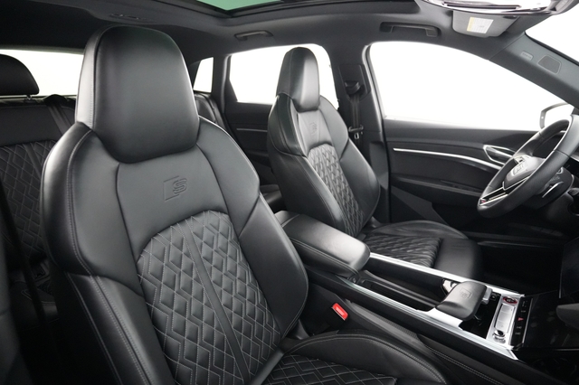 2024 Audi SQ8 e-tron