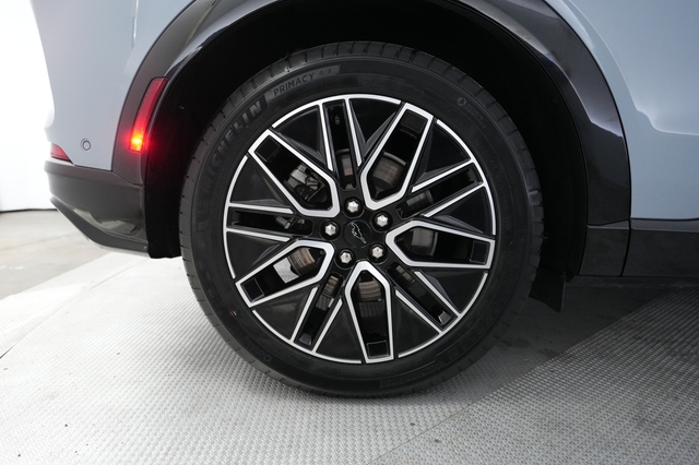 2024 Ford Mustang Mach-E