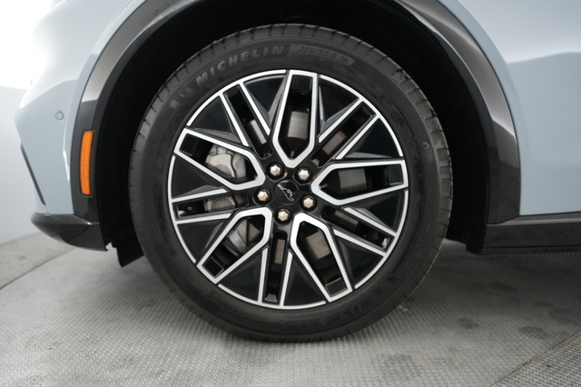 2024 Ford Mustang Mach-E