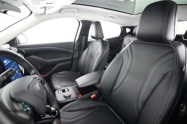 2024 Ford Mustang Mach-E