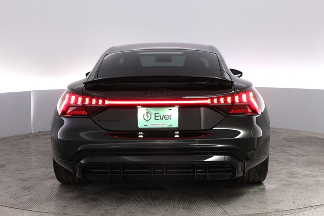 2022 Audi e-tron GT