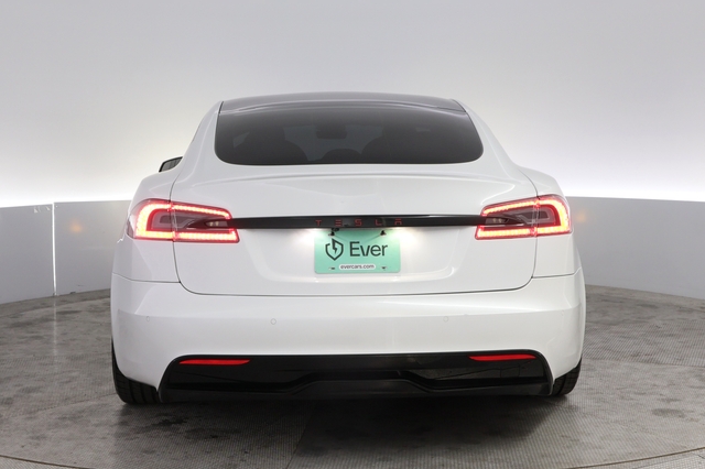 2022 Tesla Model S