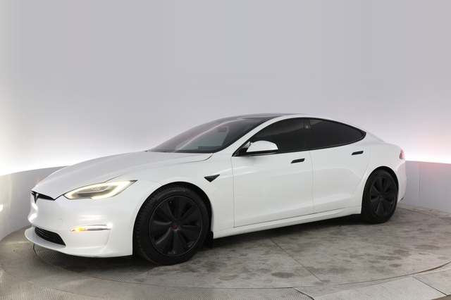 2022 Tesla Model S