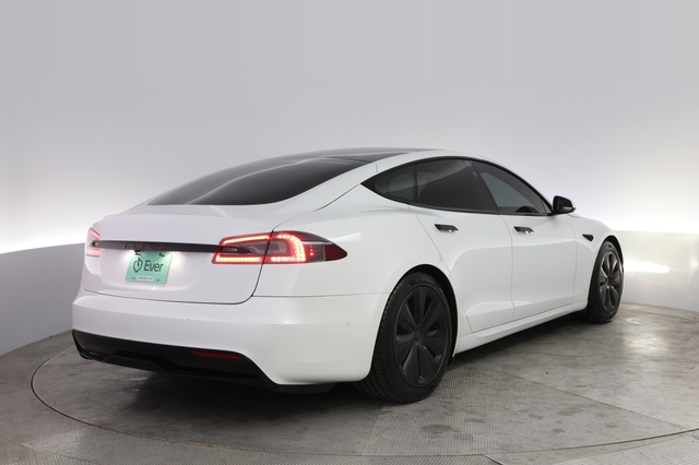 2022 Tesla Model S