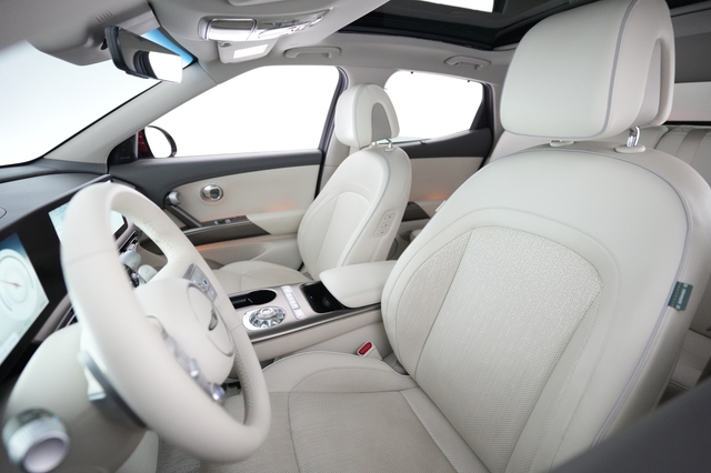 2023 Genesis GV60