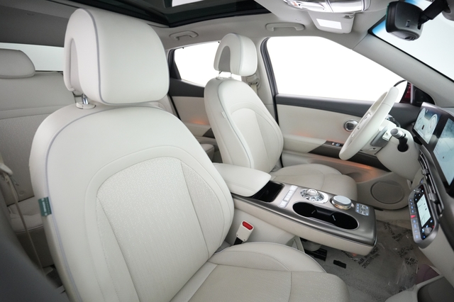 2023 Genesis GV60