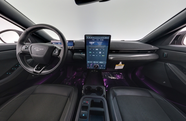 2025 Ford Mustang Mach-E