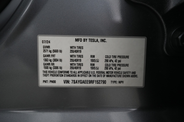 2024 Tesla Model Y