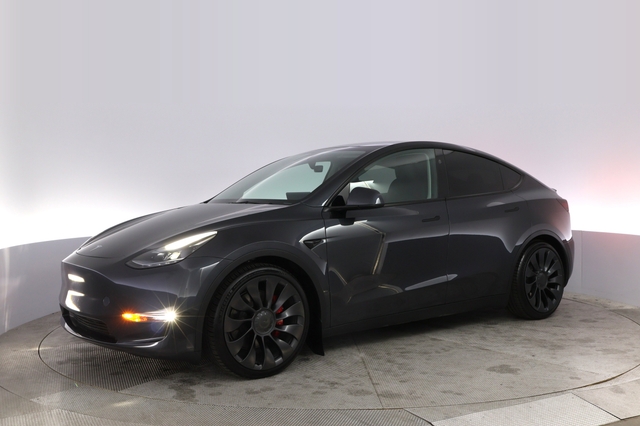 2024 Tesla Model Y