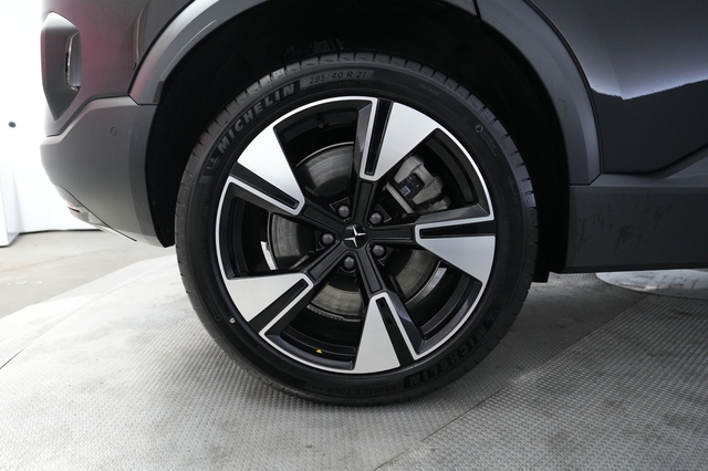 2025 Polestar 3