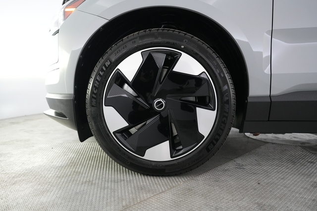 2025 Volvo EX30