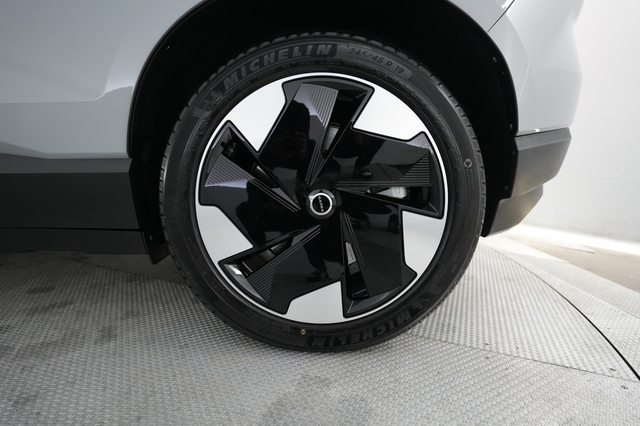2025 Volvo EX30