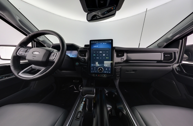 2025 Ford F-150 Lightning