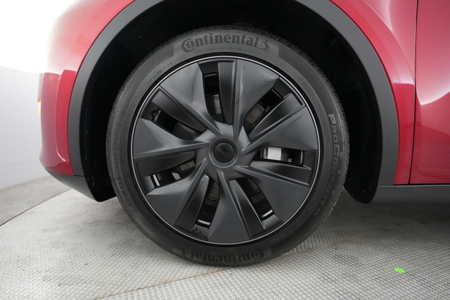 2025 Tesla Model Y