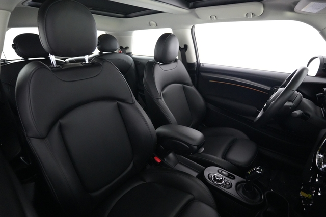 2023 MINI Cooper SE