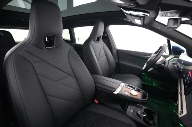 2024 BMW iX