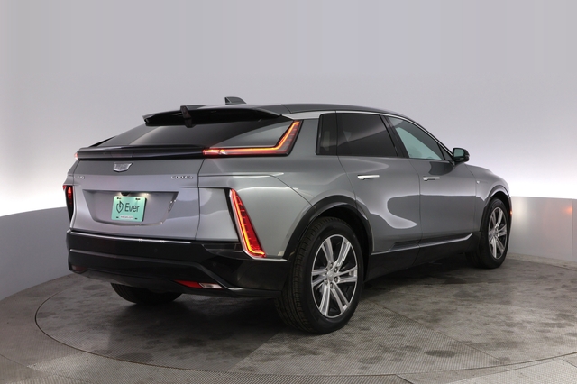 2024 Cadillac Lyriq