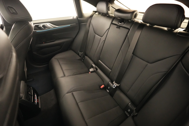 2024 BMW i4