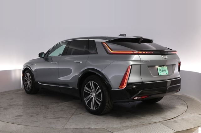 2024 Cadillac Lyriq
