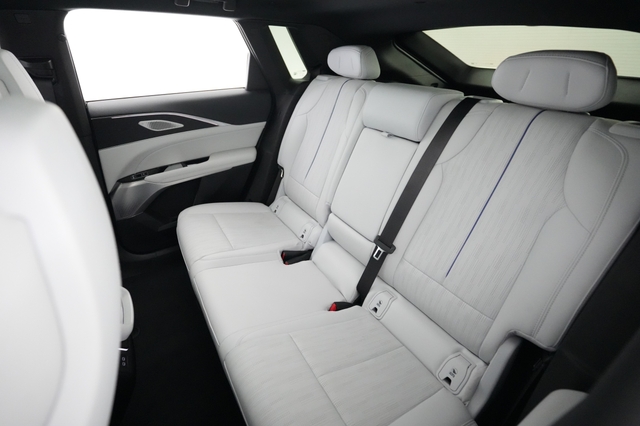 2024 Cadillac Lyriq