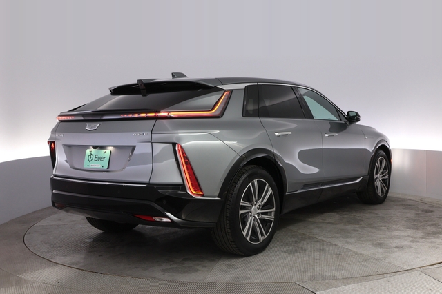 2024 Cadillac Lyriq