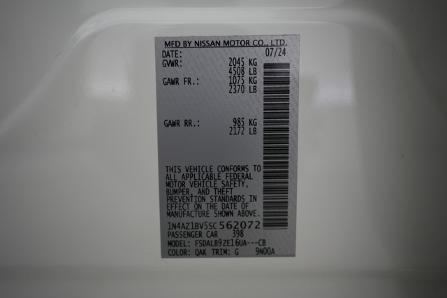 2025 Nissan LEAF